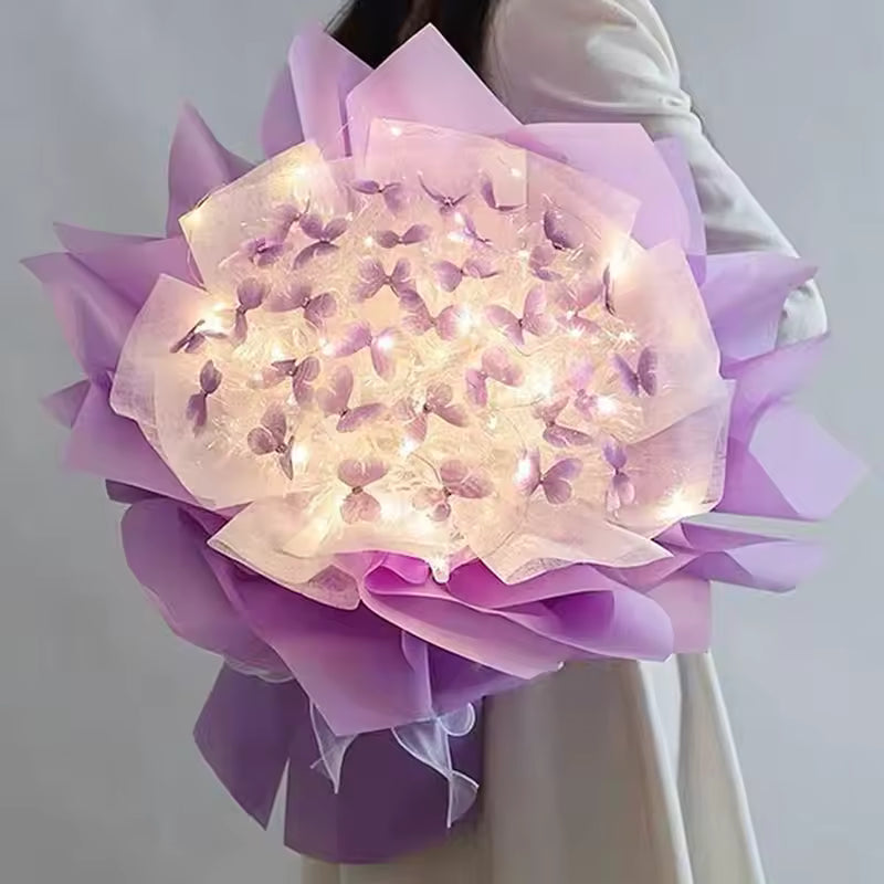 זר פרפרים עם אורות Dream Gifts