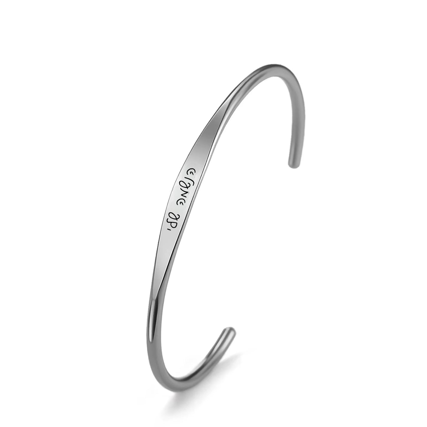 צמיד כסף מתנה יוקרתית עם חריטת משפט לאישה