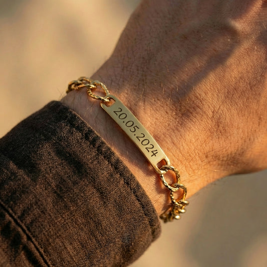 צמיד לגבר פלטה עם חריטה אישית של שם, תאריך ,משפט או הקדש - זהב