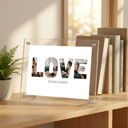 קולאז' תמונות LOVE בעיצוב אישי בבלוק אקרילי