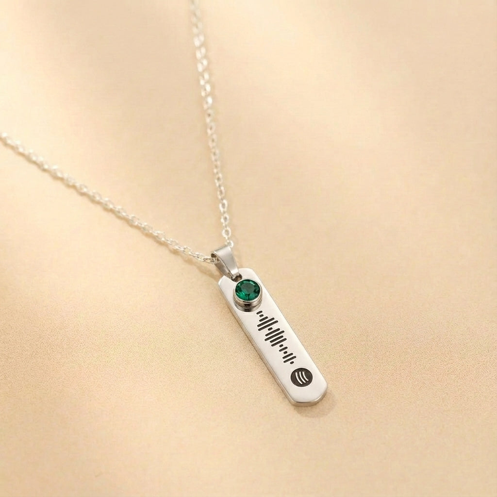 שרשרת תליון מלבנית עם חריטה אישית של קוד מוזיקה לספוטיפיי