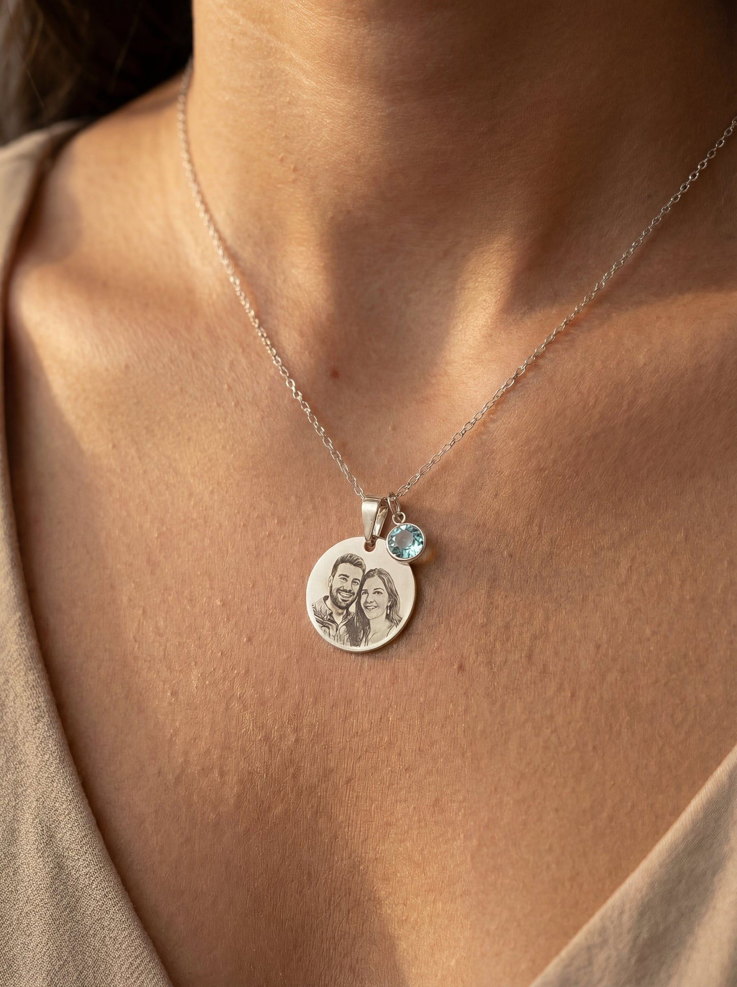 שרשרת חרוטה עיגולה עם תמונה אישית Dream Gifts