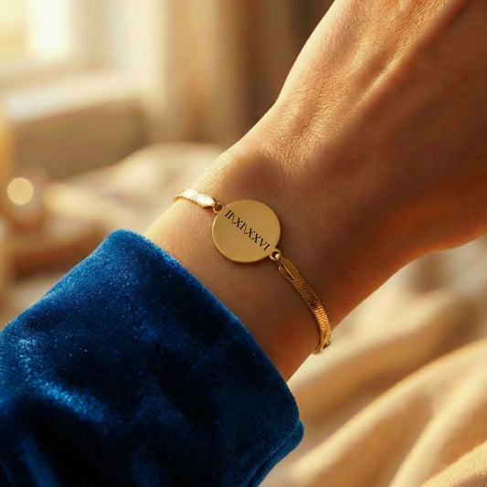 צמיד לאישה מלוטש אלגנטי עם תליון חריטה של תמונה ,משפט,אות,תאריך אישית - זהב