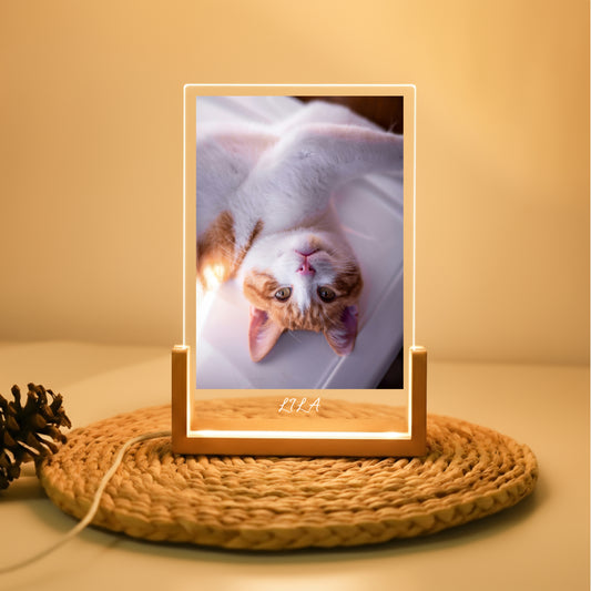 מנורת לילה אקרילית בהתאמה אישית - עיצוב עם התמונה והטקסט שלך