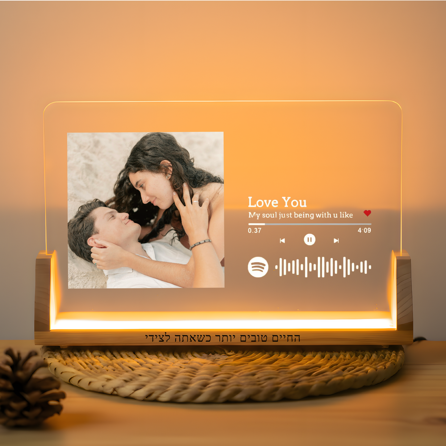 מנורת לילה אקריליק זכוכית  –ספוטיפיי  המתנה המרגשת שפותחת את השיר שלכם בסריקה גדול