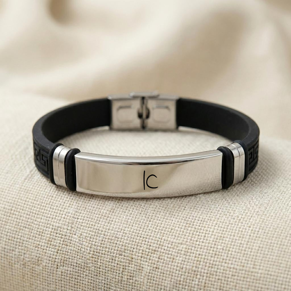 צמיד, מתנה לגבר עם חריטה של אות השם Dream Gifts