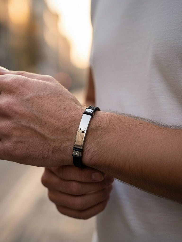 צמיד, מתנה לגבר עם חריטה של אות השם Dream Gifts