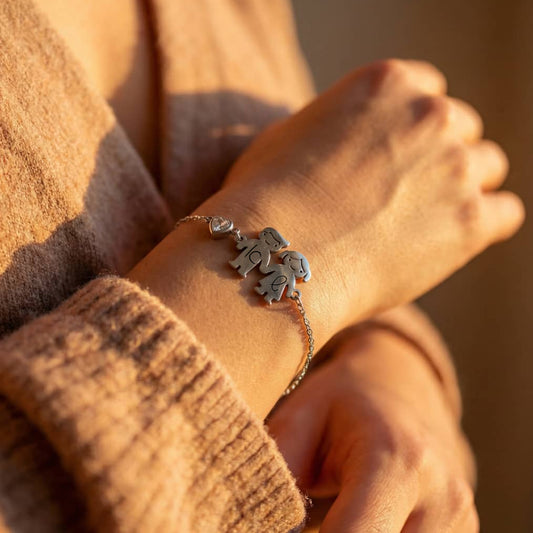 מתנה מיוחדת לאישה,לאמא: צמיד עם חריטה אישית של משפט,אות,תאריך של ילדים - כסף